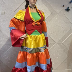 Костюм за ромски танци от три части