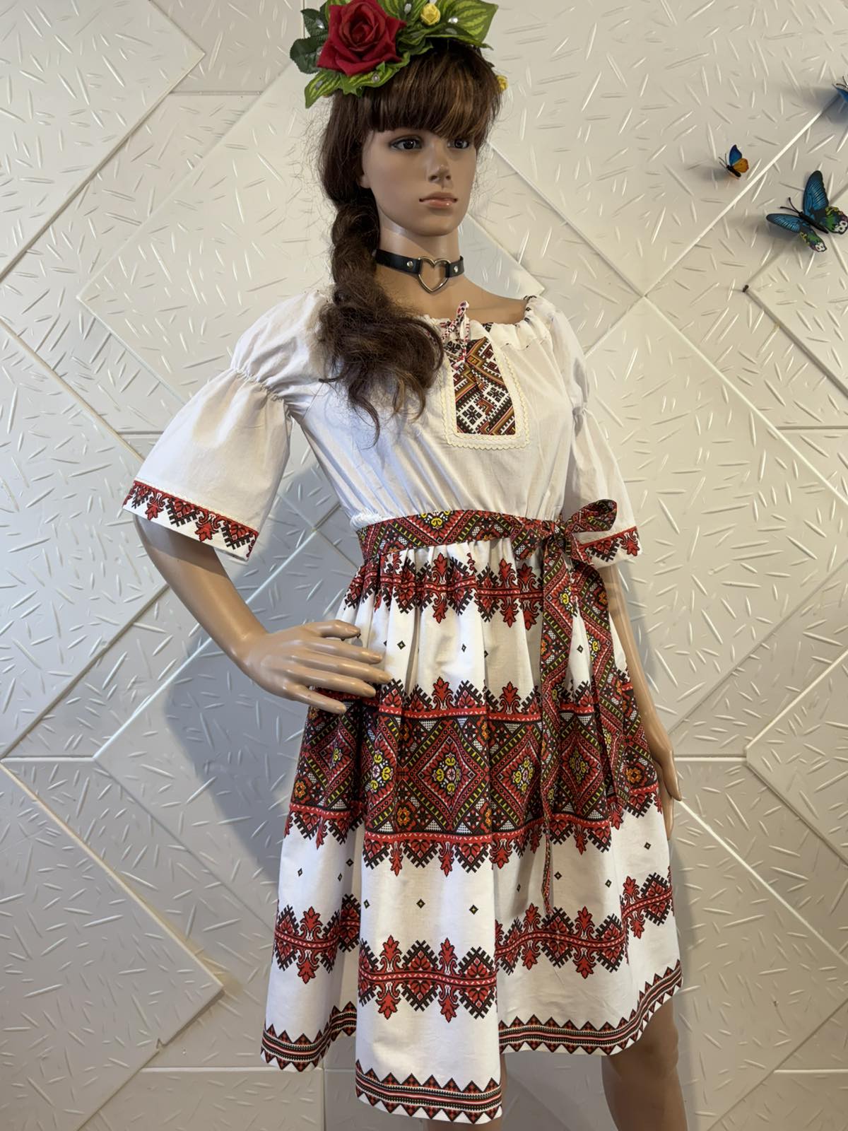 Дамска или детска рокля с етно мотиви