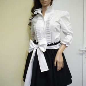 Елегантна дамска униформа- пола и риза